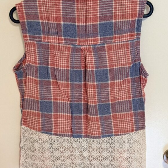 Plaid and Lace Womens Shirt - Size Medium - Picture 3 of 3